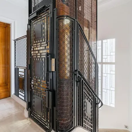 A Wonderful Close To Roland Garros Apartment